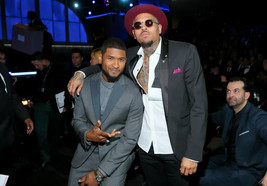 Usher Raymond &amp; Chris Brown 8X10 Photo - £7.03 GBP