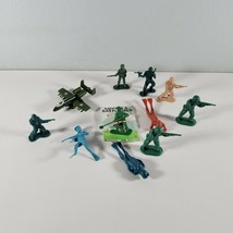 Army Action Figures Lot Plastic 11 Pieces Plus Army Plane Toy - £5.56 GBP