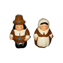 Publix Thanksgiving Pilgrim Salt and Pepper Shakers Ceramic Vintage 2002 - $10.75