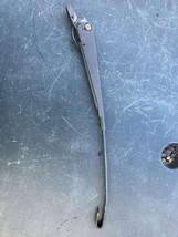 Mercedes W124 Wagon 300TD E320 rear wiper arm - $69.04 CAD
