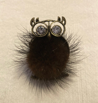 Fuzzy owl fashion ring stretch band glass rhinestone eyes funky jewelry - £3.98 GBP