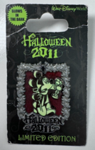 Disney Pin WDW Halloween 2011 Mickey Mouse as Graveyard Digger LE 1000 Glow Dark - £31.60 GBP