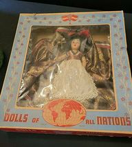 DOLLS OF ALL NATIONS ITALIAN GIRL IN ORIGINAL BOX image 5