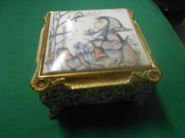 Beautiful Vintage HUMMEL Musical Trinket Box - £19.45 GBP