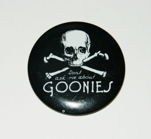 Primary image for The Goonies Movie Crossbones Logo Promo Pinback Button / Pin 1985 NEW UNWORN