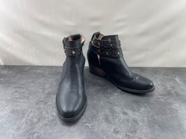 Betsey Johnson Boots Women 9.5 M Willow Shoes Black Leather Studded Stra... - $27.54