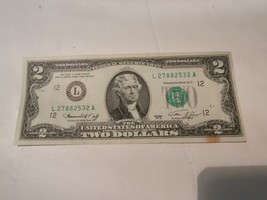 US Bicentennial $2 Two Dollar Bill SERIES 1976 L27882532A - £15.32 GBP