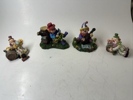 Clown Sculpture Lot Of 4 Resin - £29.39 GBP