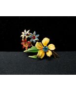 Mid Century 1950s Sparkling Crystals Flowers Bouquet Brooch Pin Made In ... - $19.64