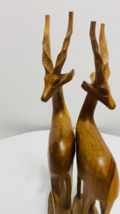 Estate Sales Pair of Vintage Wooden Hand Carved Genuine Kenyan Africa Antelopes - £31.19 GBP
