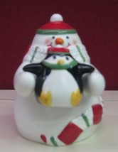 Hallmark 2012 Christmas XKT1079 Penguin And Snowman Salt &amp; Pepper Shaker - £6.58 GBP