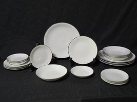 Vintage CROWN BAVARIA 20-Piece Dinner Set ELEGANCE Platinum Trim - Servi... - $1,580.10 MXN