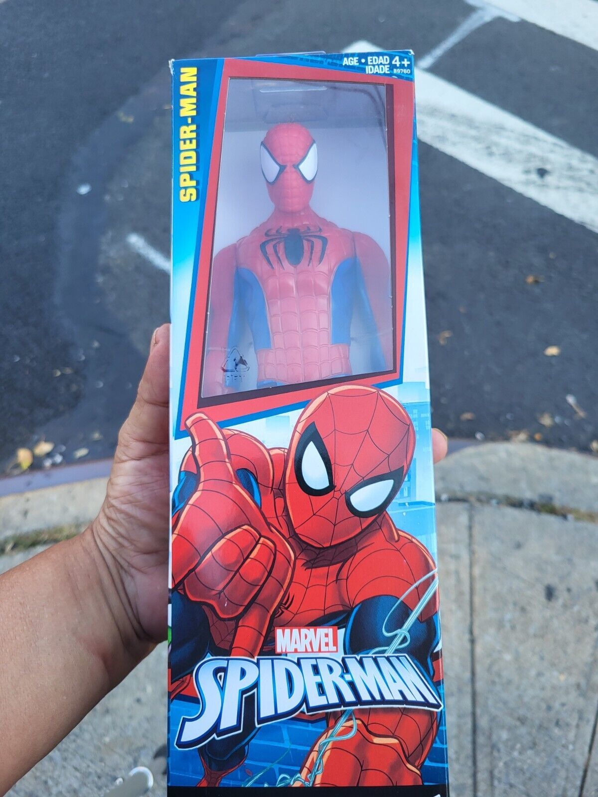 Figurine Marvel Spider-Man En Armure Titan Hero Series - 30 Cm - Compatible Avec Lanceurs Blast Gear (vendus Séparément)