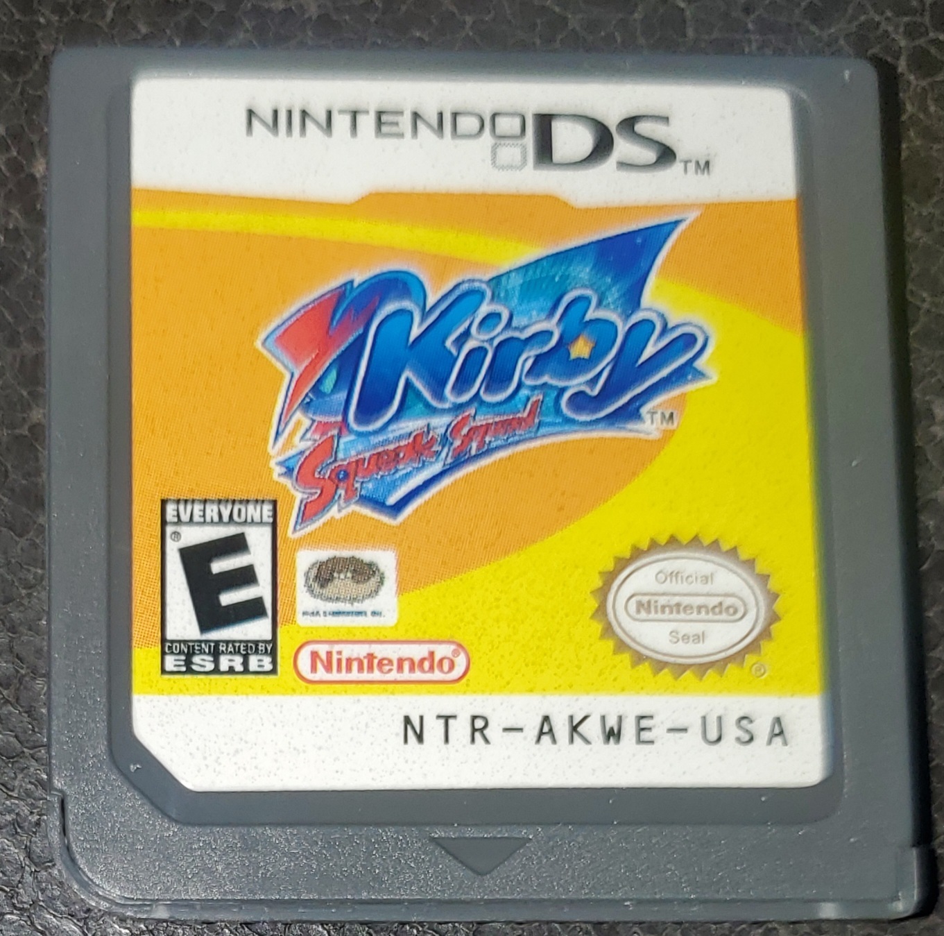 Kirby Squeak Squad Nintendo DS Video Game Cartridge 2007