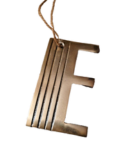 Gold Brass Mod Metal Monogram &quot;E&quot; Hollywood Regency Anthropologie Wall Letter - $17.45