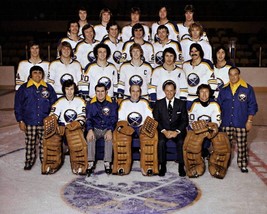 1974-75 BUFFALO SABRES TEAM 8X10 PHOTO HOCKEY PICTURE NHL - $4.94