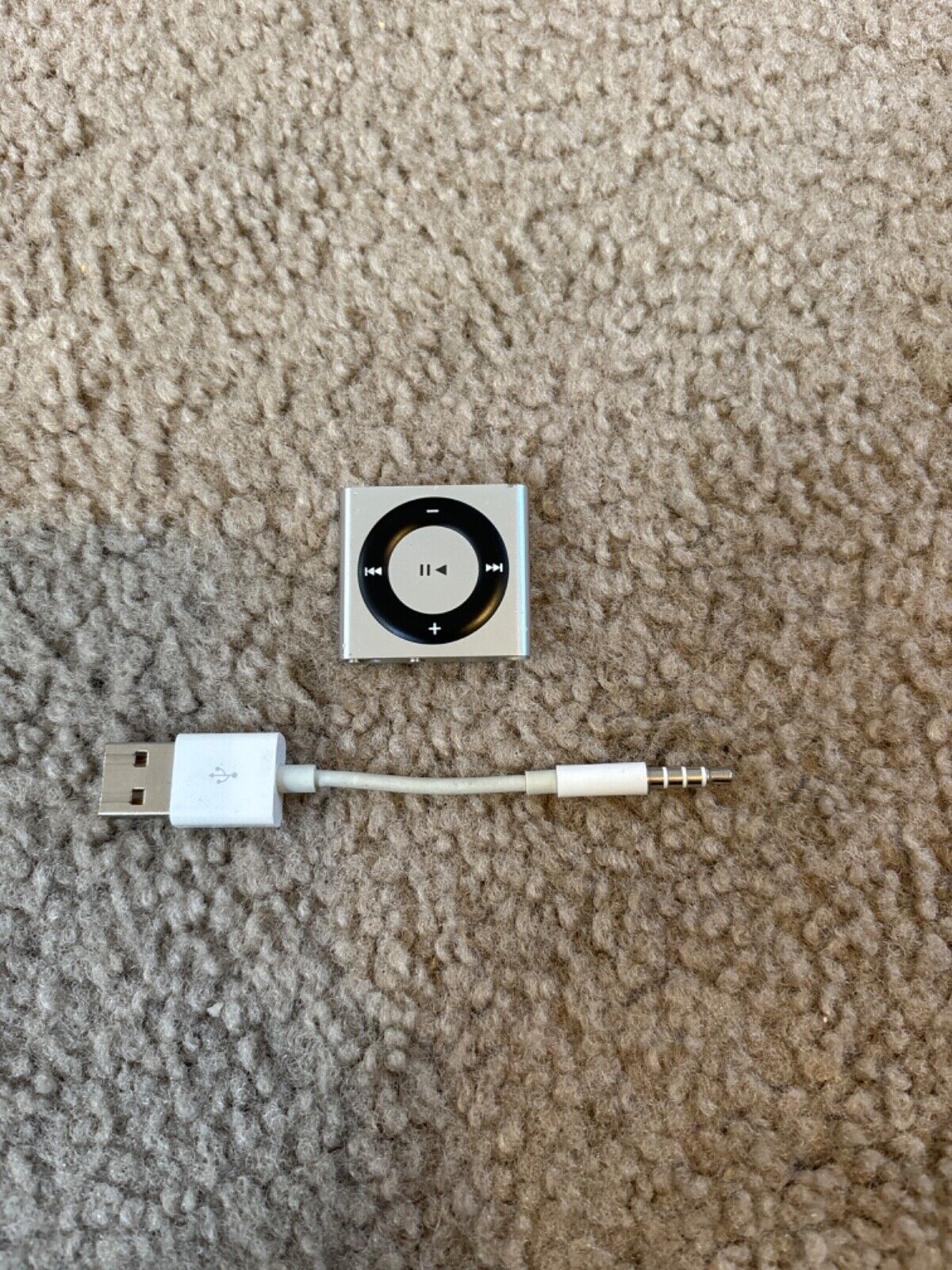Apple iPod Shuffle 2GB Silver 4th Generation Model A1373 Full Battery, Works - $46.74
