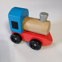 MELISSA &amp; DOUG Wooden Farm Train Toy Red And Blue #4545 - $177.27 MXN