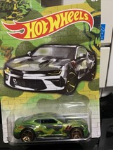 Hot Wheels ‘18 Camaro Ss Urban Camouflage Walmart Exclusive NEW/VHTF - $9.78