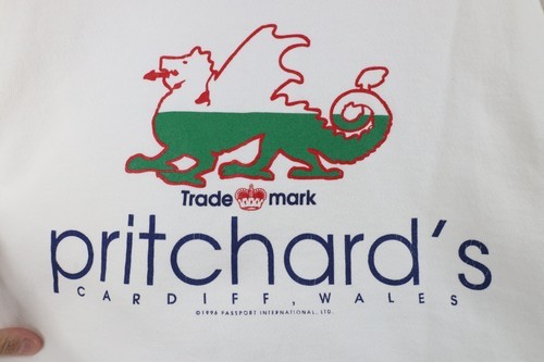 Vintage 90s Mens Medium Pritchards Cardiff Wales Dragon Sweatshirt White USA Item image 4