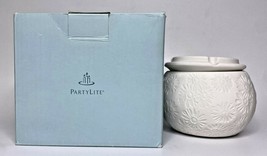 PartyLite Daisy Blossom Fragrance Warmer Retired NIB P13C/P90625 - $19.99