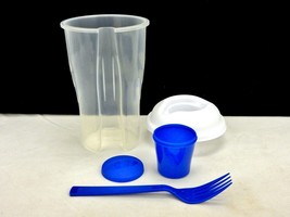 Salad-To-Go Lunch Kit, Lidded Shaker Cup, Fork, Dressing Container, Prim... - £9.92 GBP