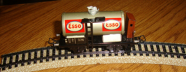 MARKLIN HO  374 .6   ESSO TANK CAR  1947  TINPLATE   BK 4.2 COUPLINGS   LN - $1,382.13 MXN