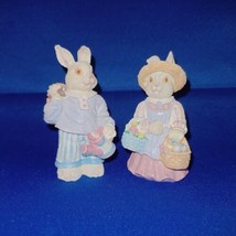 Easter Village Bunny DAD &amp; MOM Lot Of 2 Figures 3&quot; White Rabbits - £13.24 GBP