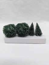 Lot Of (4) Department 56 Tree RPG Dnd Christmas Village Terrain Scenery 2&quot; - $203.96 MXN