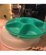 TUPPERWARE DIVIDED SERVING TRAY FRUIT/VEGGIE/SNACK DIP #1708 + FREE GIFT - $459.21 MXN