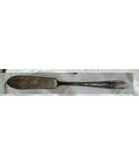 Wm Rogers MFG Co Silver Extra Plate Butter Knife vintage flower pattern  - $9.99