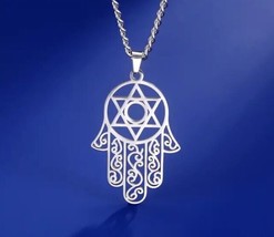 Good Luck Hamsa or Hand Of Fatima The Star Of David Necklace Pendant Necklace S - £10.18 GBP