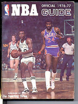 NBA OFFICIAL GUIDE 1976-77-HUGE! EX - £17.82 GBP