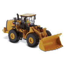 CAT 972M Wheel Loader HO 1/87 Scale - Diecast Metal Model by Diecast Mas... - £31.60 GBP