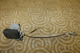 2005-2007 INFINITI G35 COUPE REAR RIGHT PASSENGER SIDE SEAT BELT RETRACTOR K8081 image 2