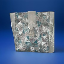 Disney 100 anniversary Dooney &amp; Bourke Bucket Tote Detachable Strap NWT ... - $3,365.54 MXN