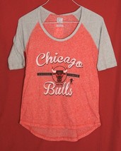 Majestic Hardwood Classics Chicago Bulls Windy City NBA t-Shirt Women&#39;s S NWT - £14.79 GBP
