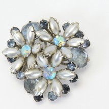 Vintage Blue Rhinestone &amp; Metallic Stone Round Brooch Pin Flower Design ... - £10.20 GBP