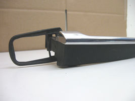 1998-2002 Mercedes ML320 Exterior Front Right Side Door Handle image 3