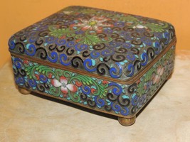 Chinese Cloisonne 3.5&quot;x3&quot; Footed Lidded Hinged Box lotus Enamel marked A... - $157.99 CAD