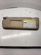 Driver Sun Visor Sedan Without Illumination Fits 02-08 AUDI A4 1110298 - $462.43 MXN