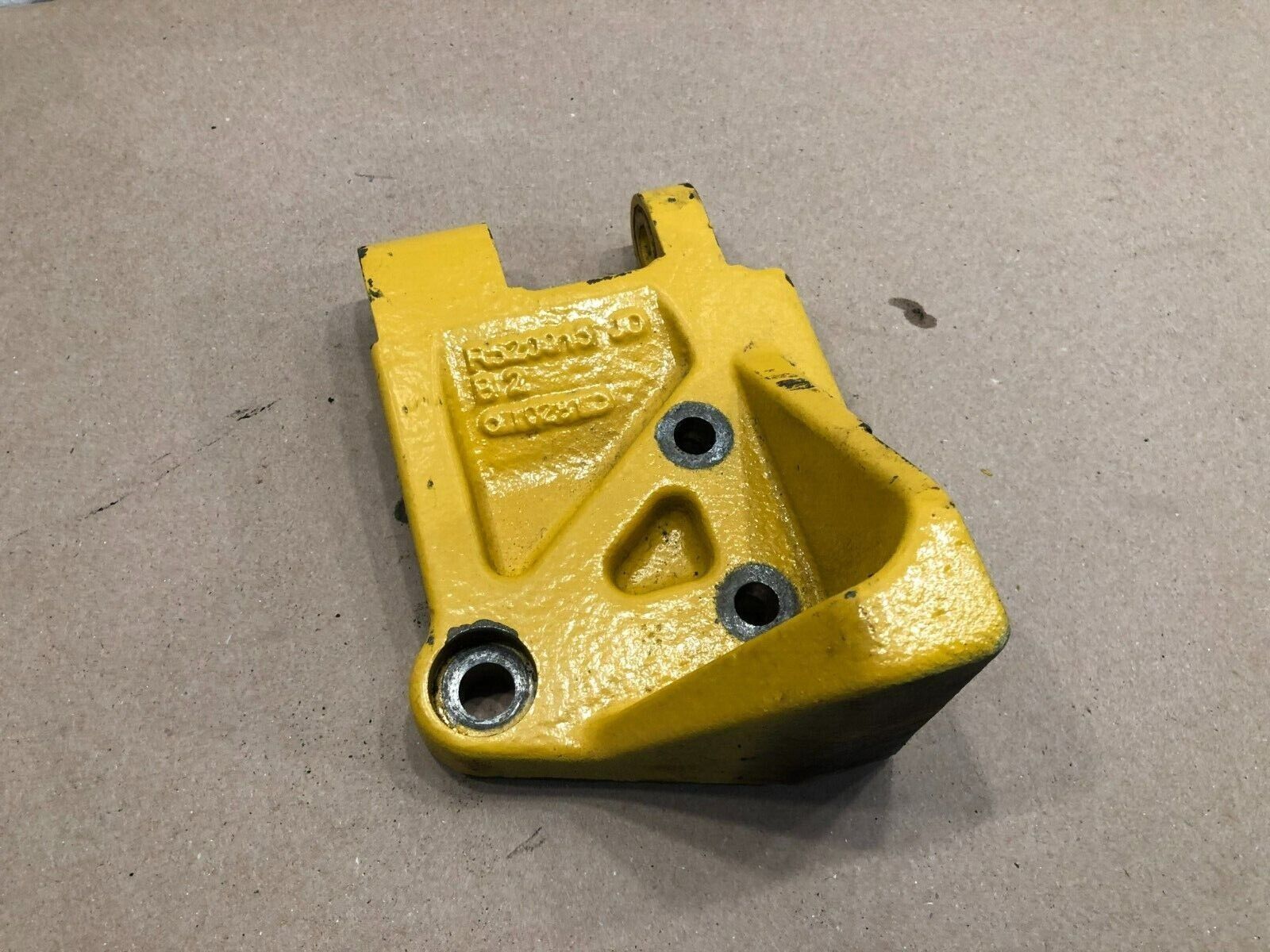 John Deere 6068 HF485 6.8L Alternator Support Bracket R520915 OEM - $135.23