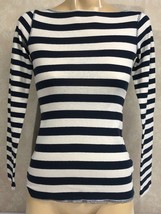 Levi&#39;s Cotton Blend Stripe Pullover Long Sleeve Medium Shirt - $9.06