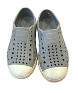 Native Jefferson Gray Slip-On Kids Shoes Size 10 - $24.25 CAD