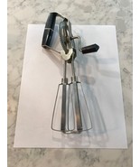 VINTAGE BLACK HANDLE STAINLESS STEEL EGG BEATER 1950&#39;s HOMEMAKER PROP - €8,48 EUR