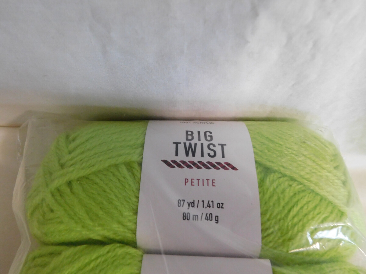 Big Twist Petite Slime Dye lot 11/6125 - $2.99