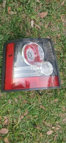 2010-2013 LAND ROVER RANGE ROVER SPORT REAR LEFT SIDE TAIL LAMP ASSEMBLY... - $113.85