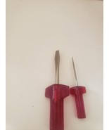 Dark Red Handle Sewing Machine Screwdriver and Pick - $13.67 CAD