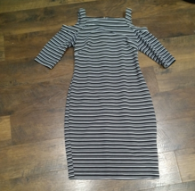 Gabby Skye Women Black &amp; White Casual Dress w/ 3/4 sleeves Size 8 - $6.00