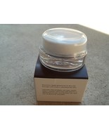 Neu Lift Anti-Aging cream new .50 fl.oz. - $965.35 MXN